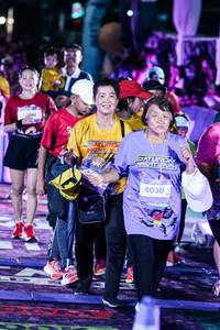 BIB: 
                            <button type="button" onclick="openModal(26350737)" class="btn btn-primary btn-sm float-right btn-popup" data-toggle="modal" data-target=".modal-high-quality">
                        <i class="fas fa-shopping-cart"></i> Add to Cart
                    </button>
                                            <button type="button" onclick="isThisMe(26350737, true)" class="btn btn-success btn-sm float-right btn-popup btn-isme hidden" data-toggle="tooltip" data-placement="bottom" title="นี่คือรูปของคุณใช่ไหม คลิกที่นี่เพื่อเอาเข้าอัลบั้ม">
                        <i class="fas fa-plus"></i> Add to album
                    </button>
                    <button type="button" onclick="isThisMe(26350737, false)" class="btn btn-warning btn-sm float-right btn-popup btn-isnotme hidden">
                        <i class="fas fa-ban"></i> Remove from album
                    </button>